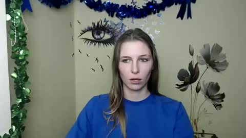 Snapshot of stranger_giirl chatting on February 15, 4:23 pm Amalia online show from February 15, 4:23 pm