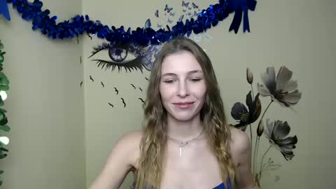 Snapshot of stranger_giirl chatting on January 23, 4:26 pm Amalia online show from January 23, 4:26 pm