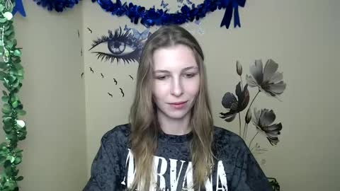Snapshot of stranger_giirl chatting on February 25, 12:49 pm Amalia online show from February 25, 12:49 pm