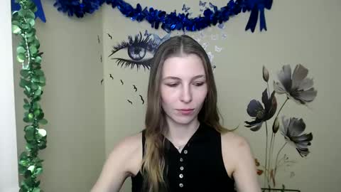 Snapshot of stranger_giirl chatting on February 18, 1:55 pm Amalia online show from February 18, 1:55 pm