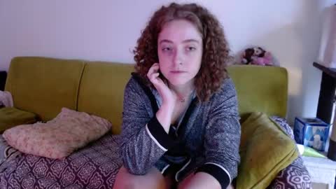 Strawberrylotsacake online show from October 25, 1:55 pm