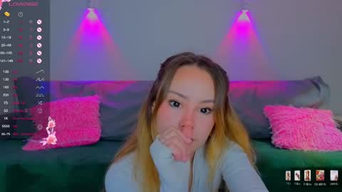 Tati and Lola online show from May 28, 4:43 am