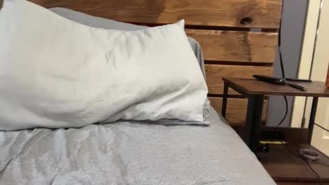 stroking33again online show from April 3, 1:07 pm