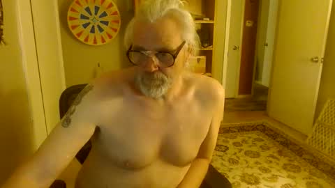 stroknpoker online show from May 26, 9:37 am