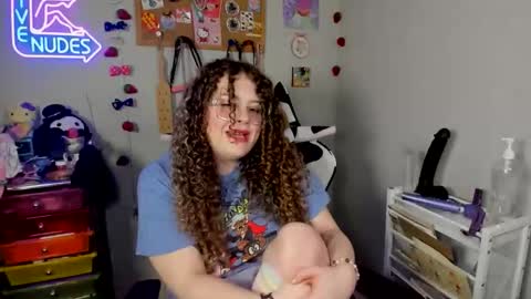 Strwbby online show from March 6, 6:12 am