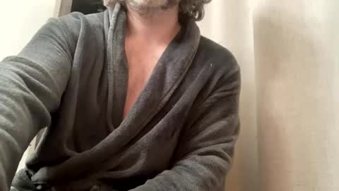 studbro41 online show from December 31, 2:47 pm