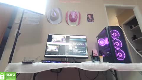 StudioWahines online show from January 29, 7:11 pm