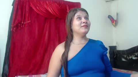 Stylevoluptuousvycky online show from February 16, 10:54 pm