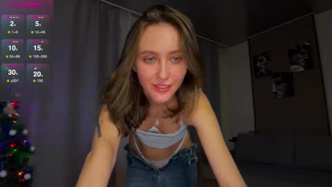 LINA online show from December 21, 6:09 am