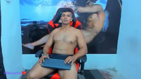 suarez monkey online show from December 2, 9:56 pm