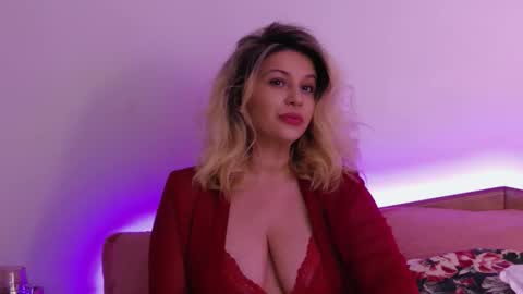 Snapshot of sublimecarla chatting on October 4, 7:11 pm Carla online show from October 4, 7:11 pm