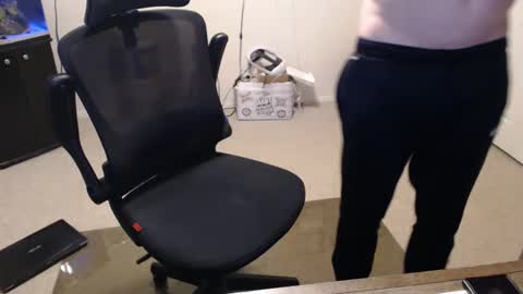 do i have lil tits or pecs online show from January 26, 1:58 pm