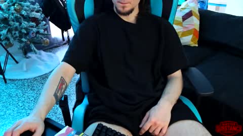 Im Substanc3  online show from February 7, 11:46 am