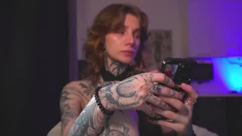 succubus_66 online show from July 24, 11:29 am