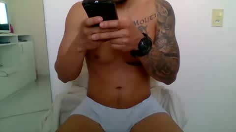 suetsemsay online show from November 6, 7:17 pm