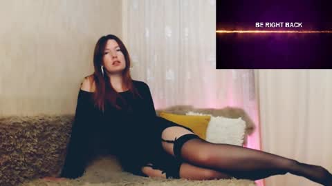 Instagram faroffland online show from March 6, 8:05 pm