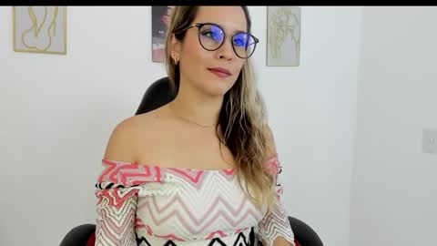 Snapshot of sugar_milff chatting on January 29, 1:49 pm sugar_milff online show from January 29, 1:49 pm