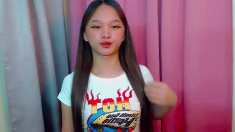 Snapshot of sugar_munch chatting on February 26, 10:47 pm Cheska online show from February 26, 10:47 pm