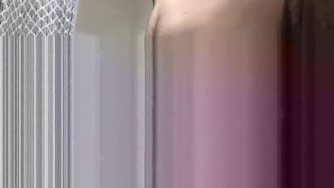 Sugar online show from October 14, 1:30 am