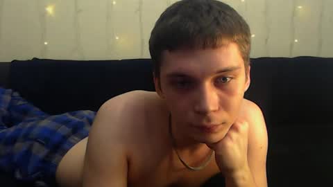 Snapshot of sugarrebit chatting on December 28, 4:20 pm Sugarbutter  online show from December 28, 4:20 pm