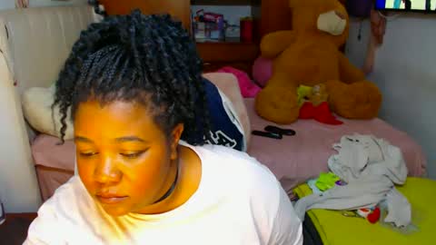 Cami   Back in 2 hours online show from December 9, 6:12 am