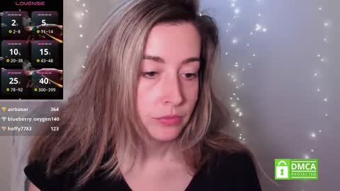 Mia online show from October 24, 2:07 pm