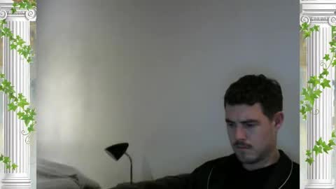 Snapshot of sultansgirls chatting on October 8, 4:29 am The Sultan online show from October 8, 4:29 am
