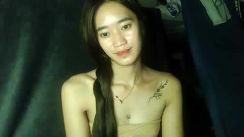 Snapshot of sultrygirl69 chatting on October 28, 1:45 pm ANNA online show from October 28, 1:45 pm