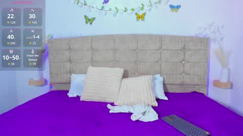 summer_girls01 online show from March 25, 8:26 pm