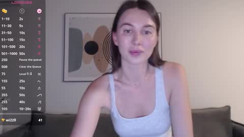 Snapshot of summer_time13 chatting on October 16, 6:29 pm Liby online show from October 16, 6:29 pm