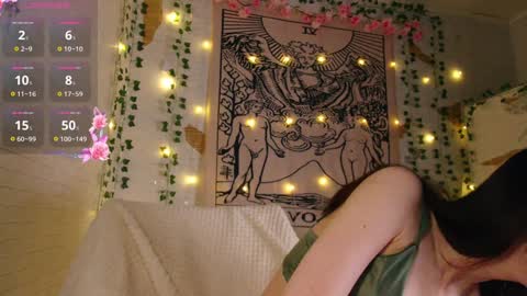 summerhazee online show from December 22, 3:11 pm