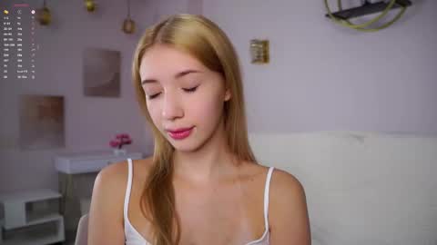 Lily online show from November 26, 2:47 pm