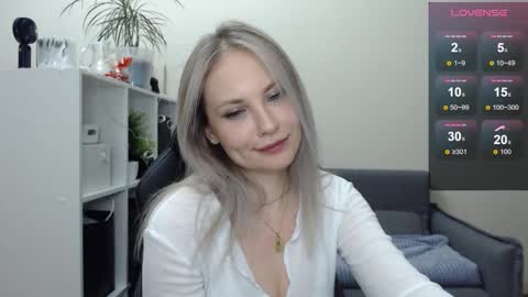 Naomi online show from February 28, 5:48 pm