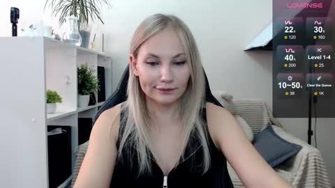 Naomi online show from September 18, 9:57 am