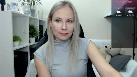 Naomi online show from October 13, 2:13 am