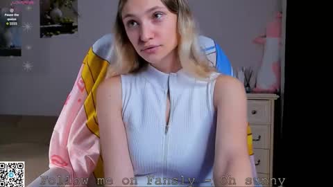 sunny_honeey online show from October 26, 10:09 pm