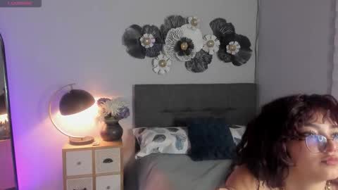 Maya online show from October 8, 8:26 pm