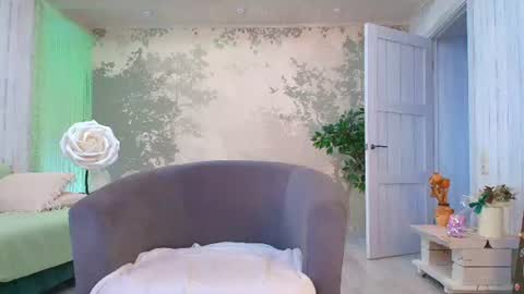 Eva  online show from June 29, 4:31 am
