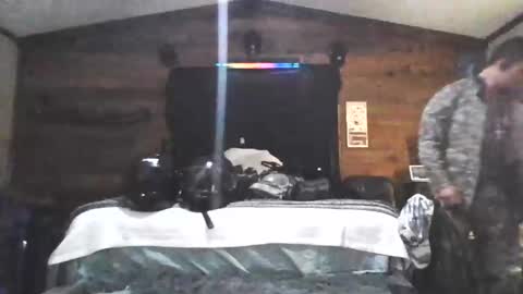Snapshot of superd512 chatting on February 18, 3:10 am Guero Cash online show from February 18, 3:10 am