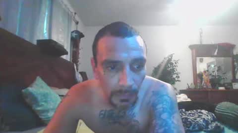 Snapshot of superd512 chatting on September 16, 12:40 pm Guero Cash online show from September 16, 12:40 pm