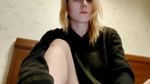 Annie online show from January 27, 1:52 pm