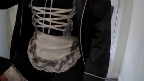 Supwitchoo online show from November 2, 7:25 pm