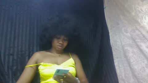 surbelle online show from January 15, 6:28 pm