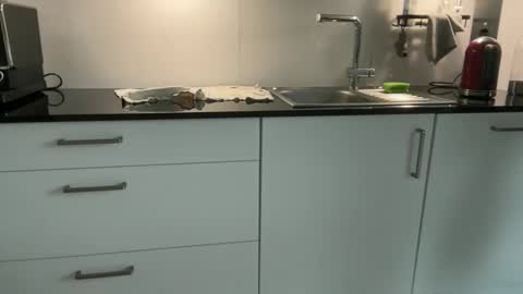 surfstar81 online show from September 24, 10:44 am