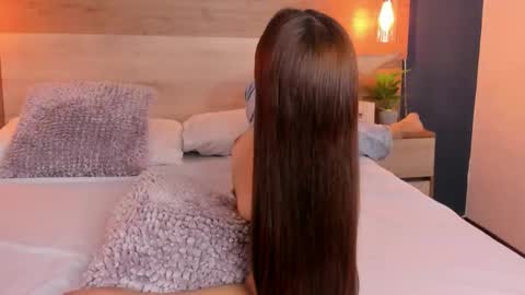 Susan online show from December 3, 5:24 pm