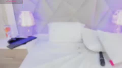 Snapshot of sussyross1 chatting on September 24, 4:36 pm Sussy online show from September 24, 4:36 pm