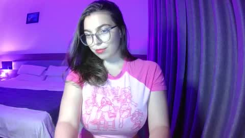 susyli online show from November 9, 5:05 pm