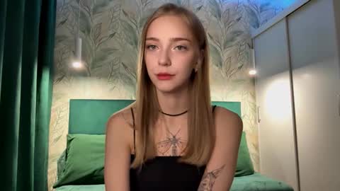 Jessica online show from October 19, 5:06 pm