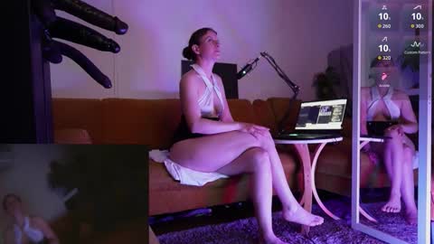 suzannexxxxxx online show from March 22, 12:25 am