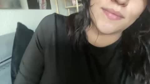 Suzy online show from February 28, 11:31 pm